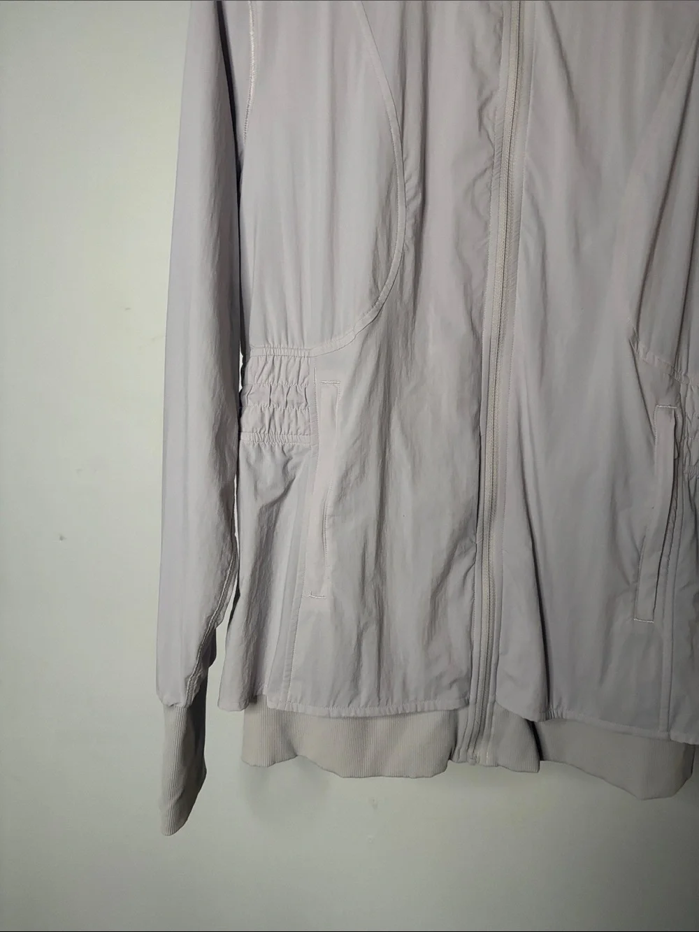 Lululemon Sights Seen Jacket in Chrome Size 12